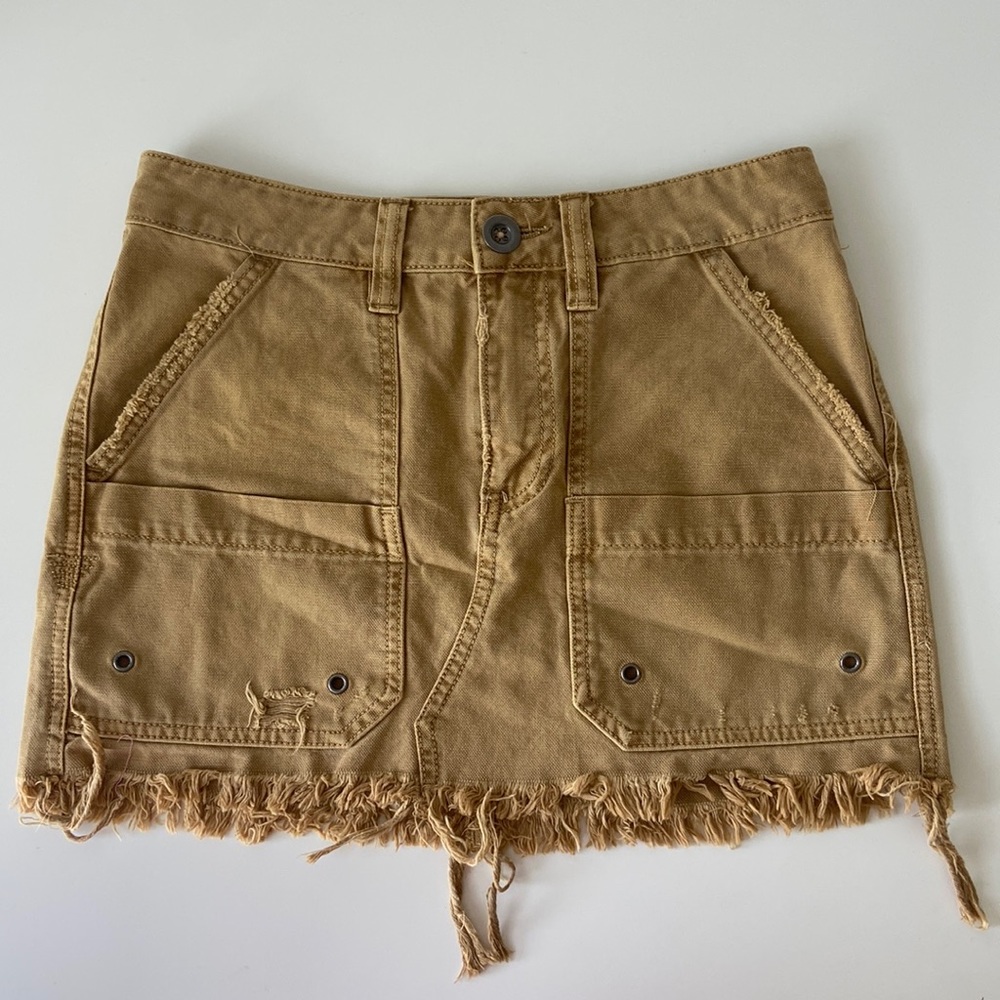 Free People khaki cargo skirt! Size 24!